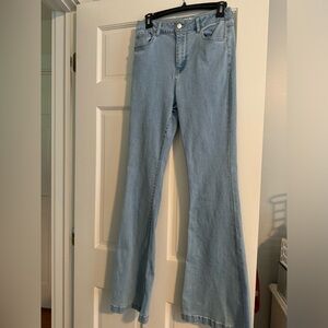 Forever 21 Flare jeans Size 6/8 (28 inch)